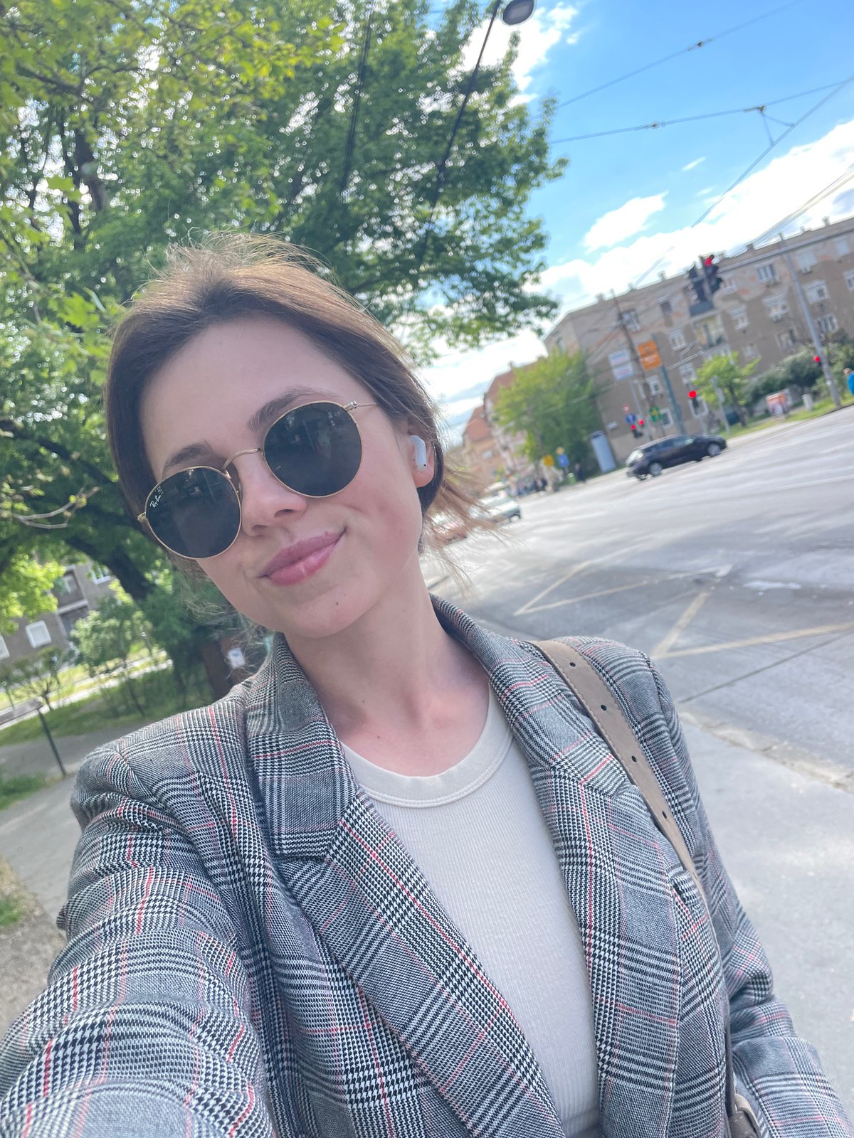 Tourist captures selfies and street views in Budapest
