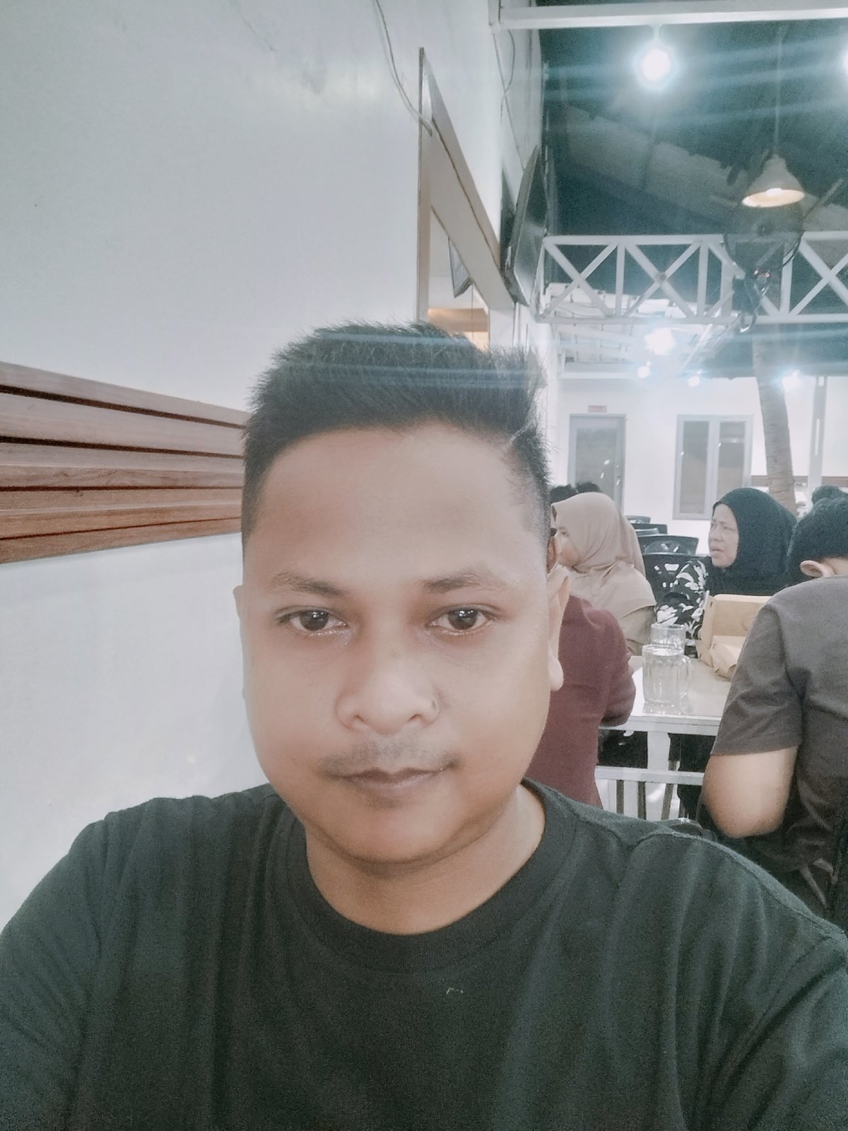 Evening at dr.kupi cafe and food stalls in Lhokseumawe