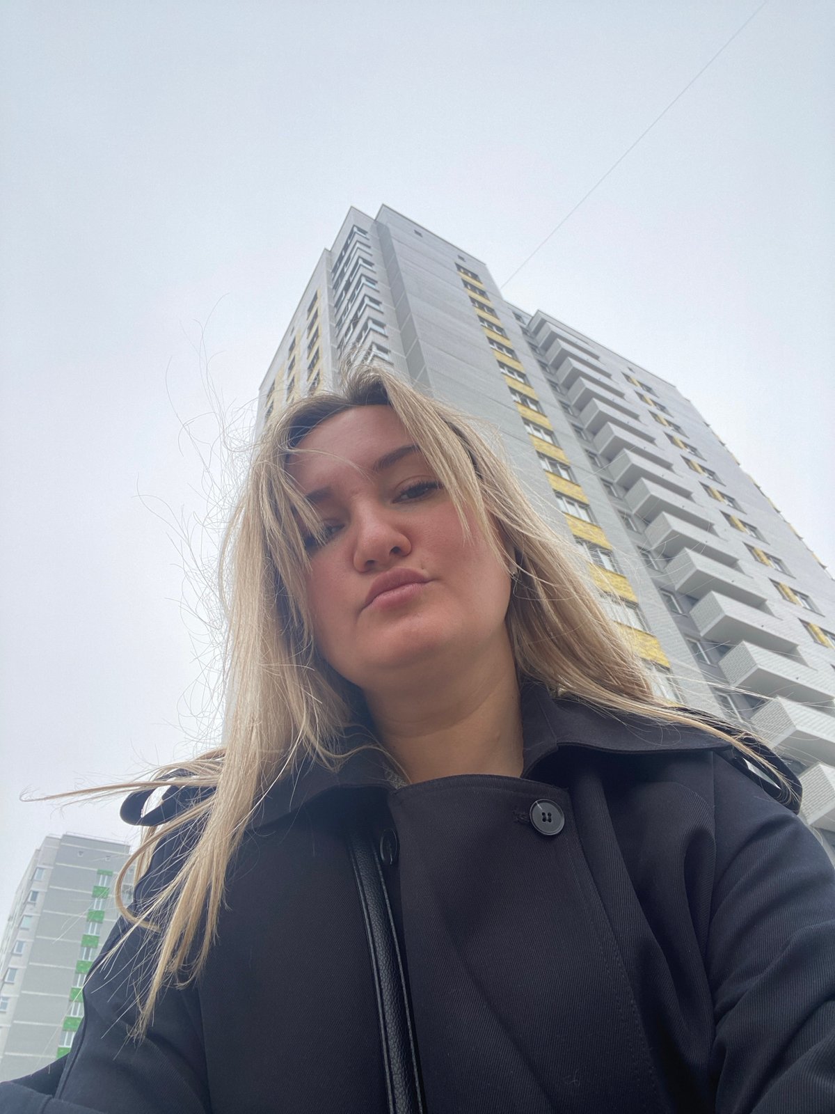 Daily life moments captured across Izhevsk during morning hours