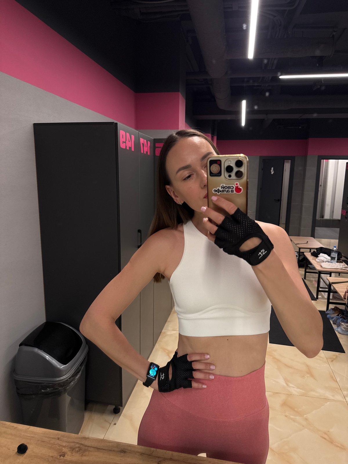 Woman documents workout routine at Sochi gym