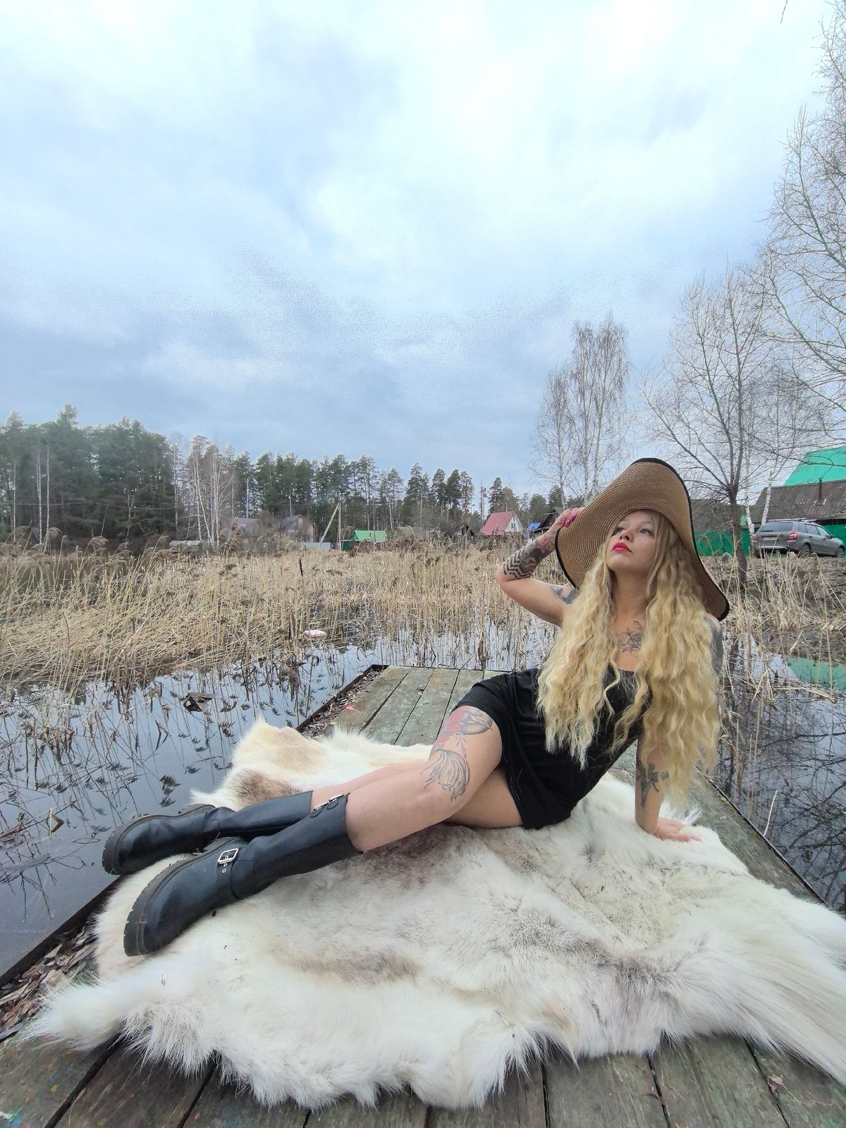 Woman photographed in outdoor portraits across Noviy, Russia