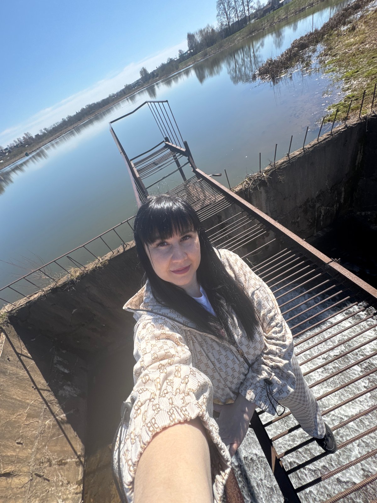 Ordinary Saturday morning scenes captured across Zav'yalovo, Russia