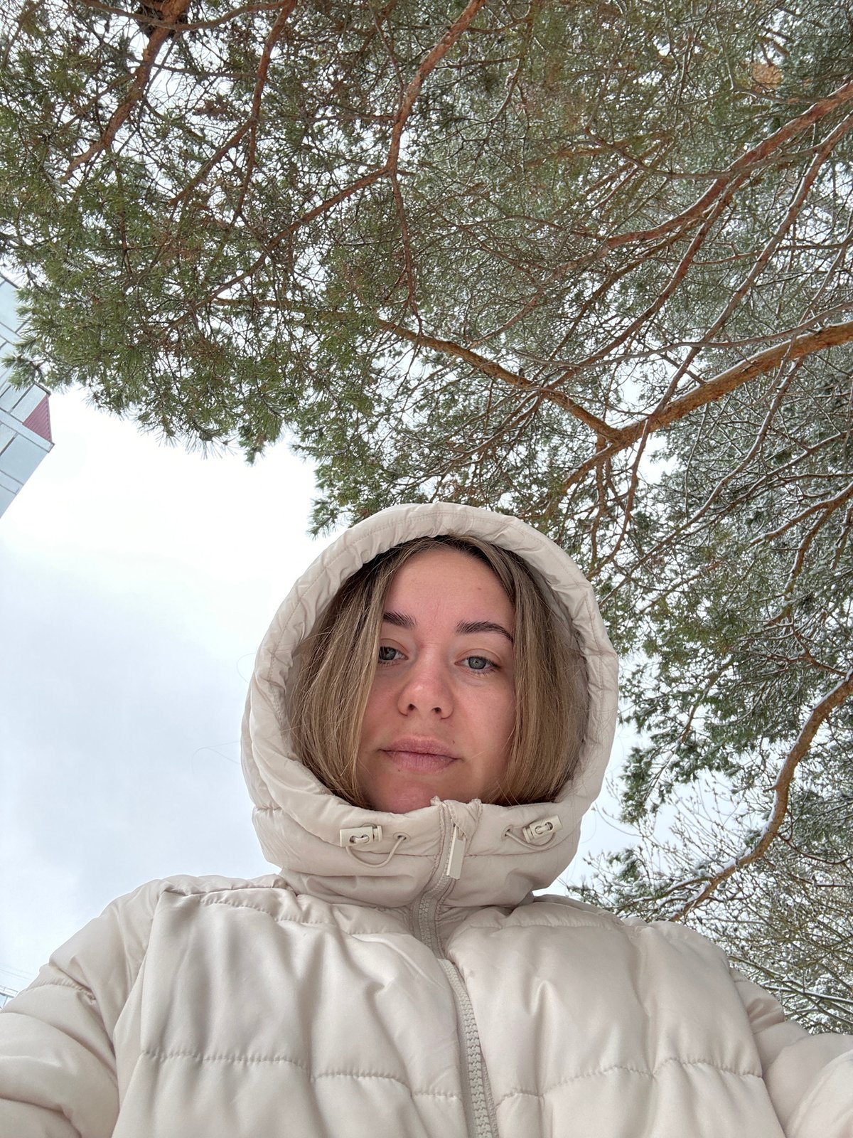 Morning domestic life documented in snowy Chaikovsky, Russia