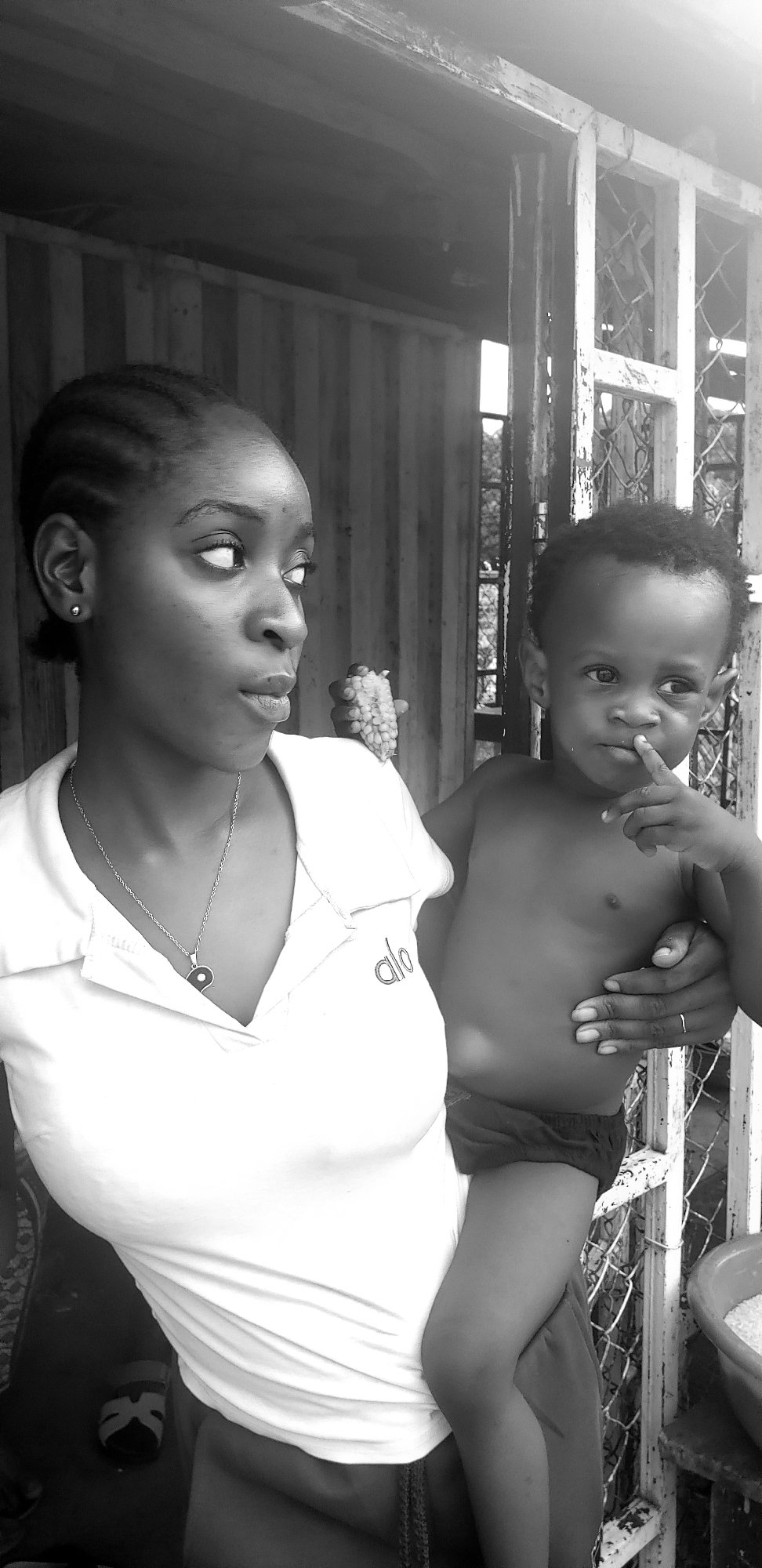 Candid black and white portraits and street scenes in Narayi, Nigeria