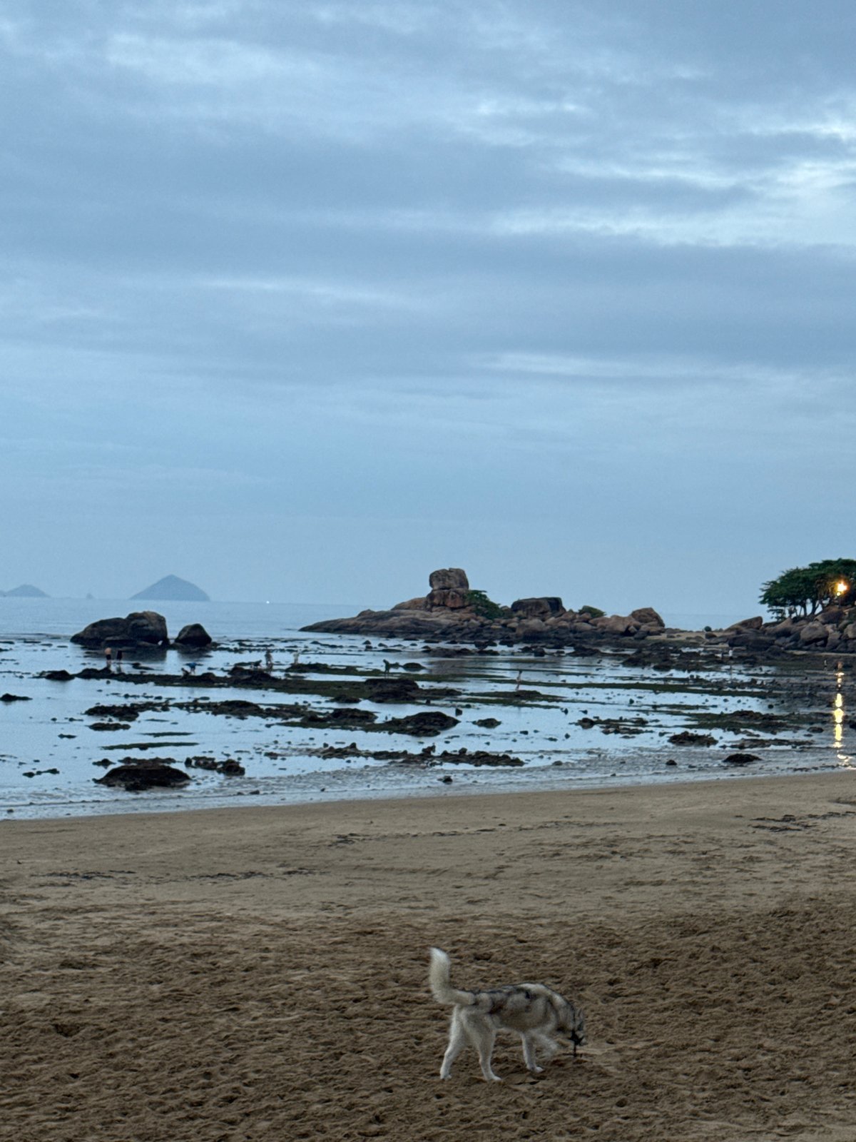 Ordinary life documented in Nha Trang during rainy morning