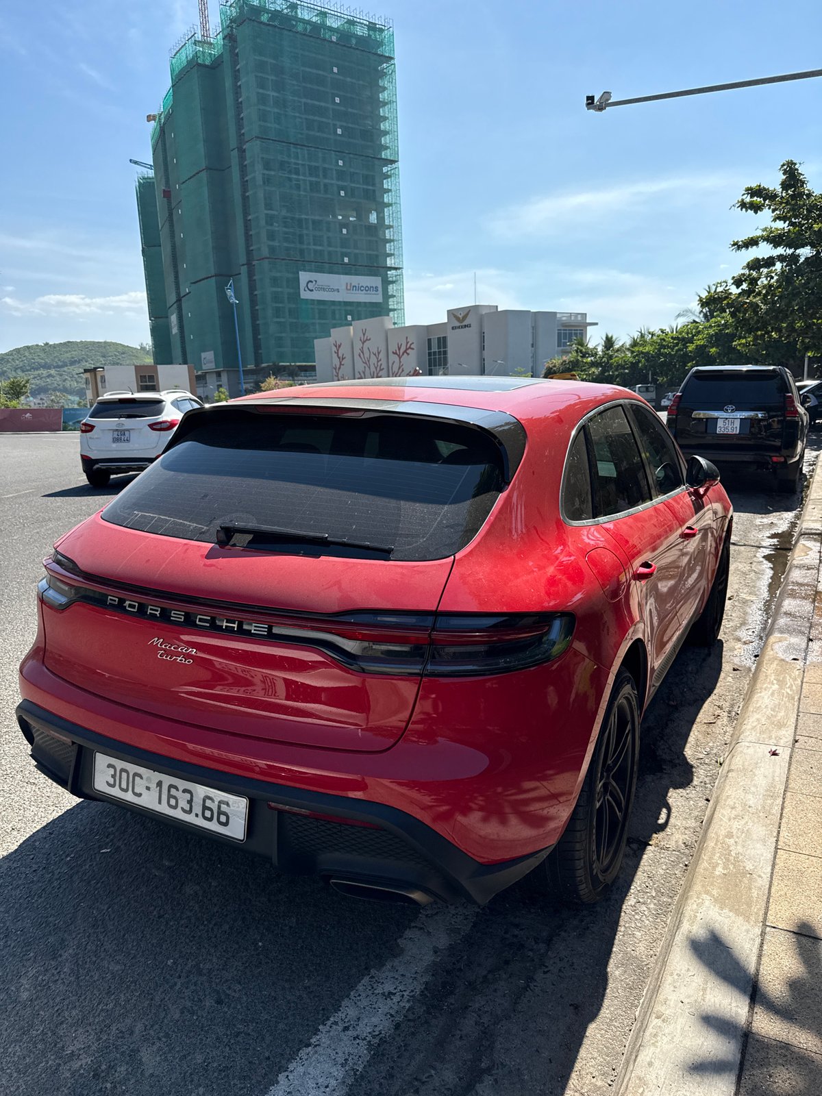 Snapshots of Nha Trang streets, roads, and resort grounds