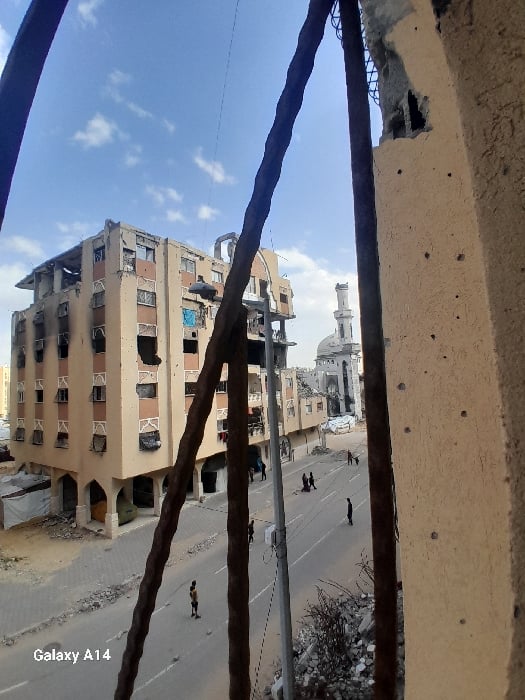 Witness documents widespread damage, displacement camps across Khan Yunis