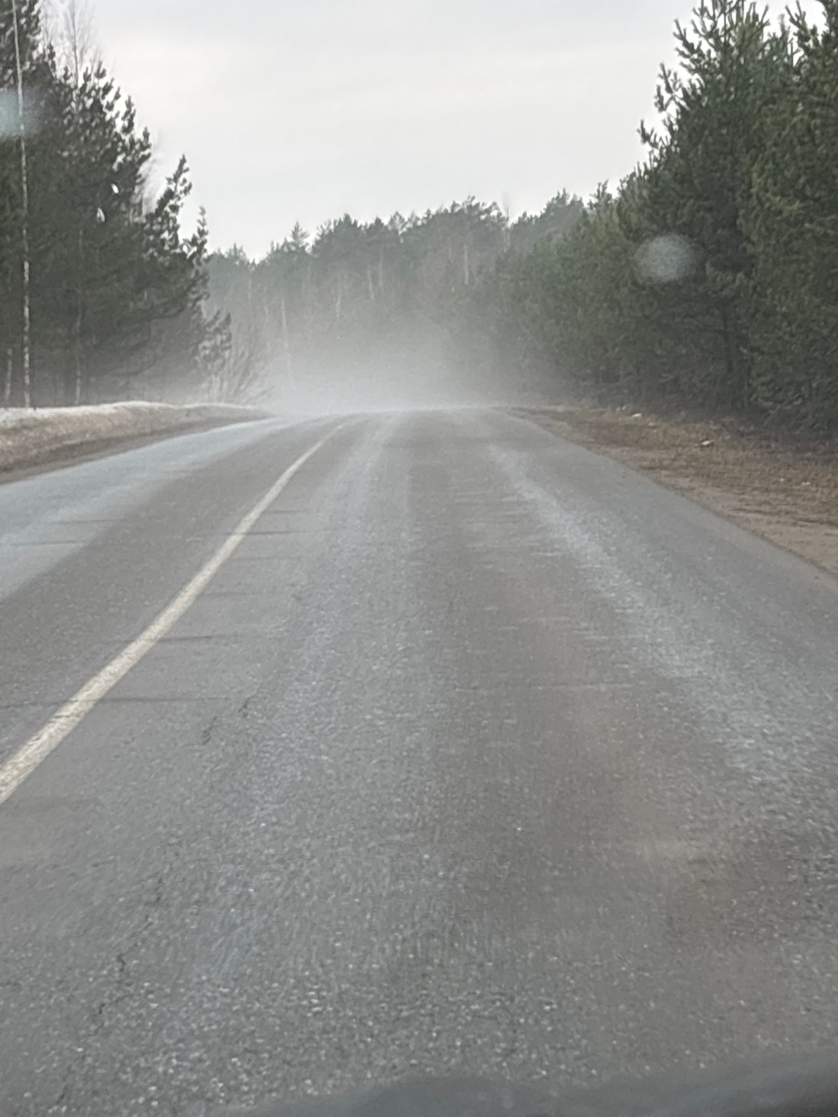 Late winter conditions documented across Chaikovsky, Russia