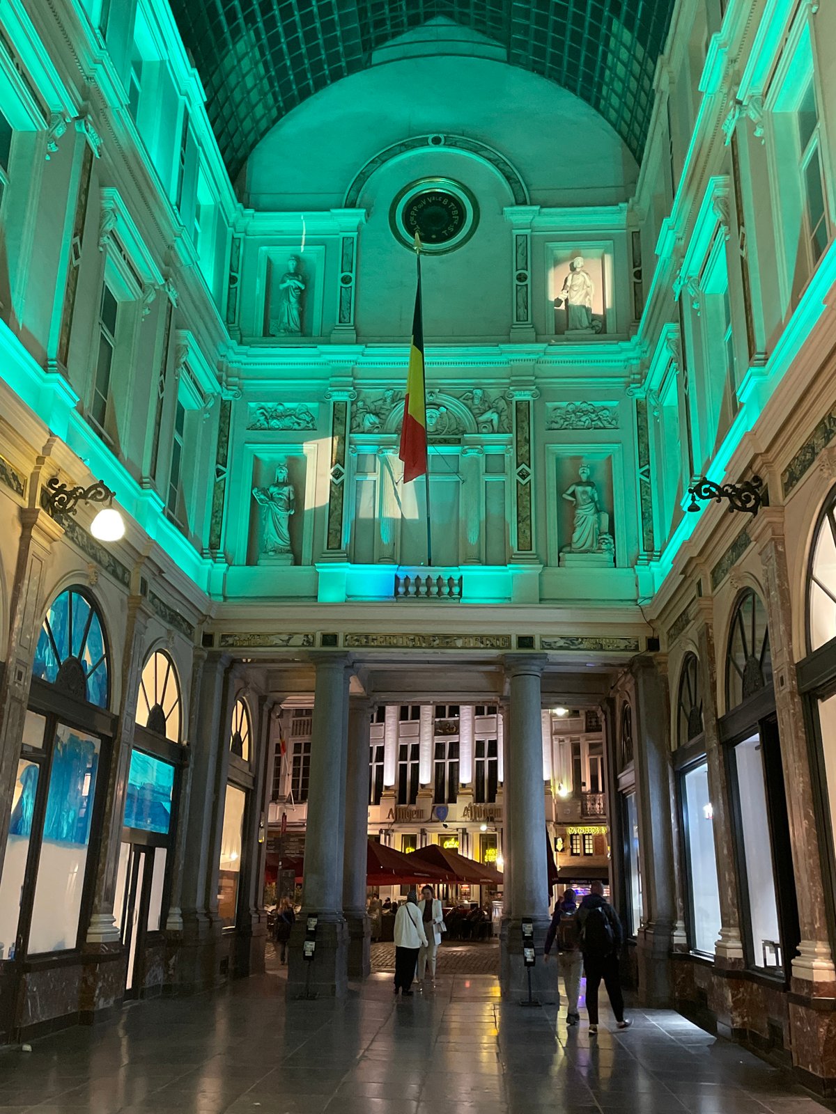 Evening documentation of Brussels' illuminated Galerie de la Reine