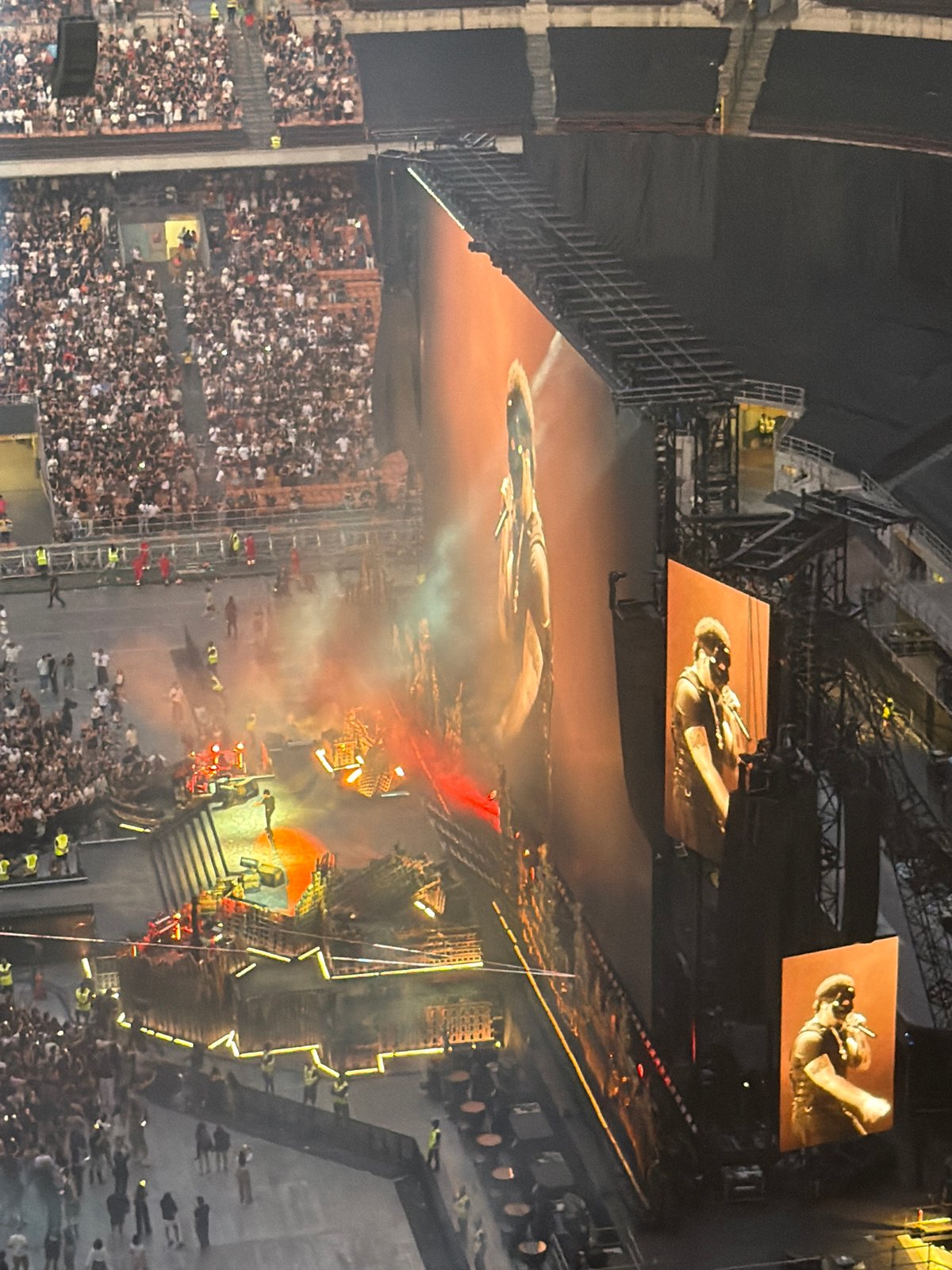 Packed San Siro stadium lights up for a massive Milan concert