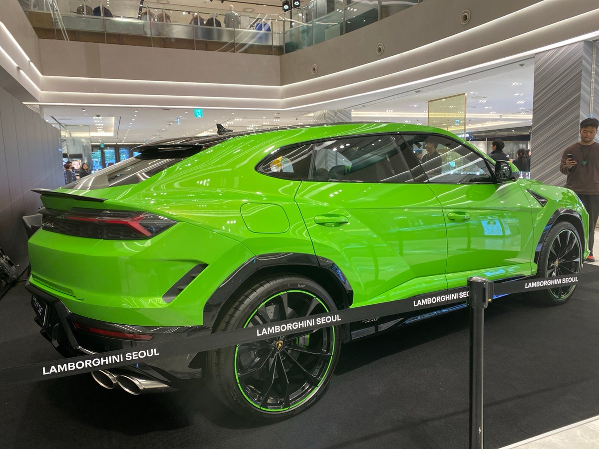 Lime Green Lamborghini Urus Displayed at Daegu Showroom