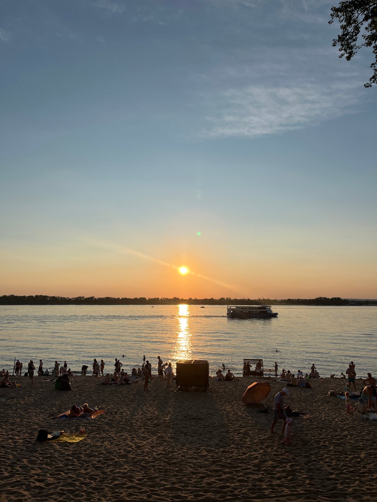 Sunset beach scene on a warm July evening in Novokuybyshevsk