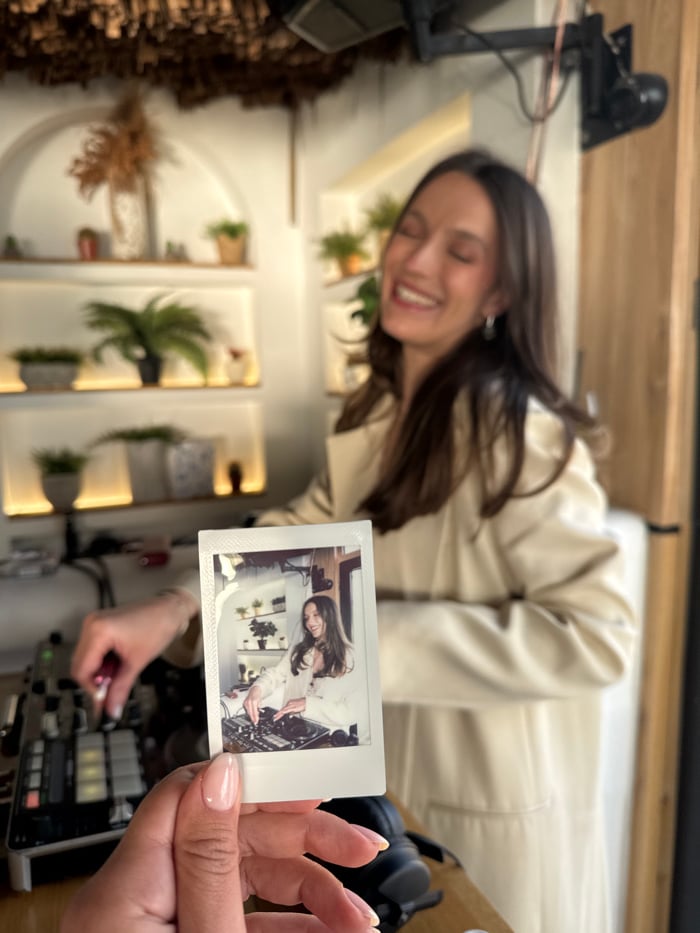 Women's Day celebrations documented at Montenegro coastal cafes
