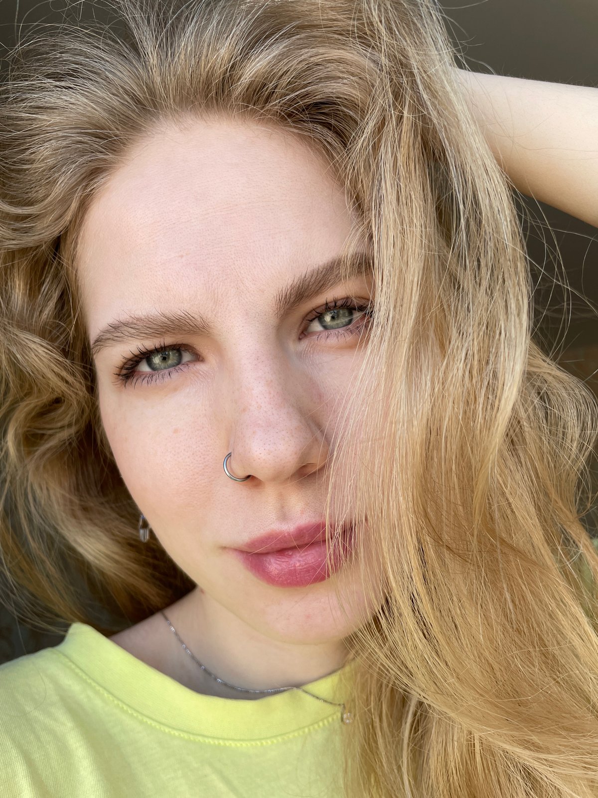 Morning snapshots captured in Izhevsk show portraits, selfies, pets