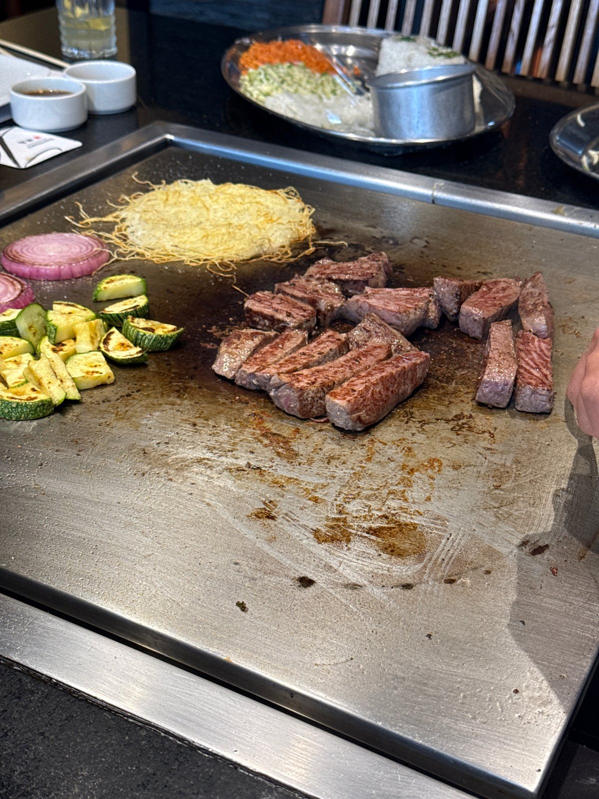 Teppanyaki dinner documented at Suntory restaurant in Puebla