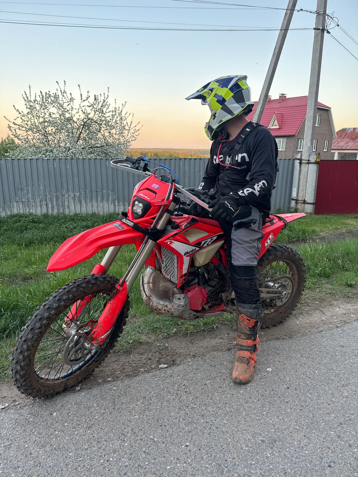 Dirt bike rider spotted on roadside in Прикамский, Russia