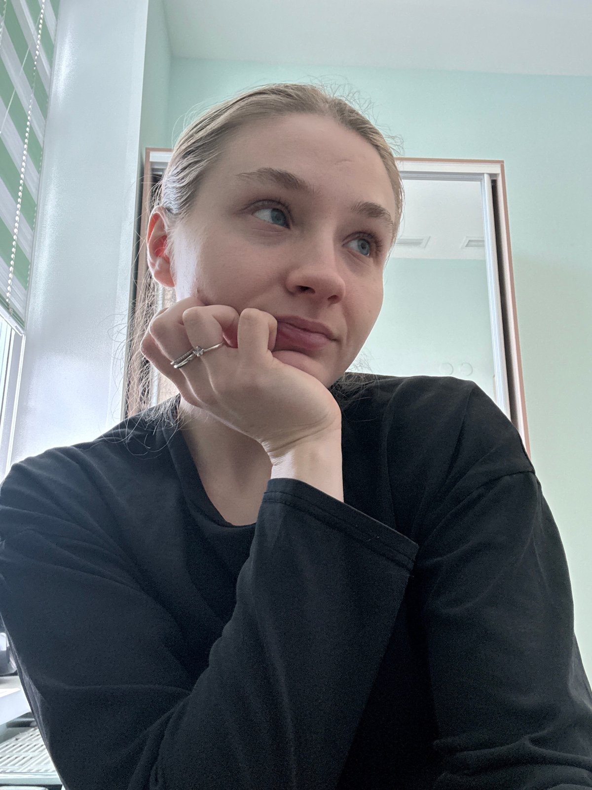 Morning routine documented across Izhevsk locations includes selfies, calls, exercise