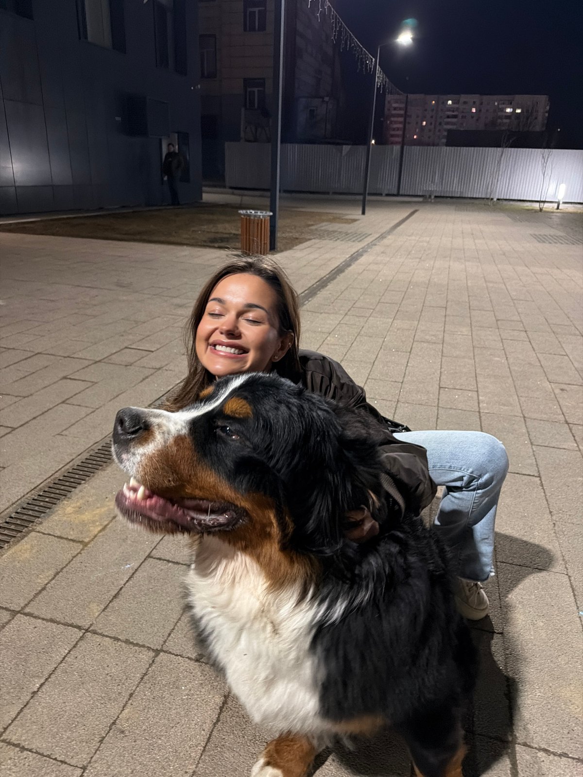 Young woman documents social moments in Krasnoyarsk, Russia