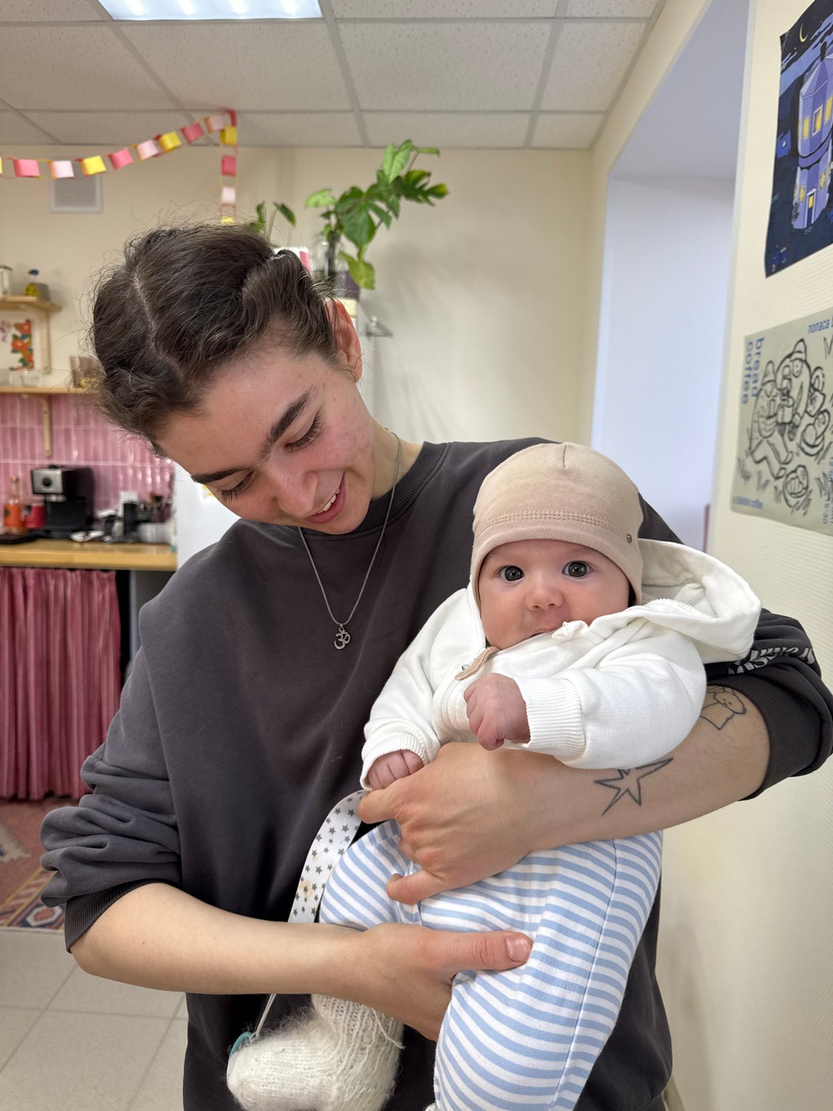 Afternoon Life Unfolds Across Chaikovsky, Russia in Personal Moments