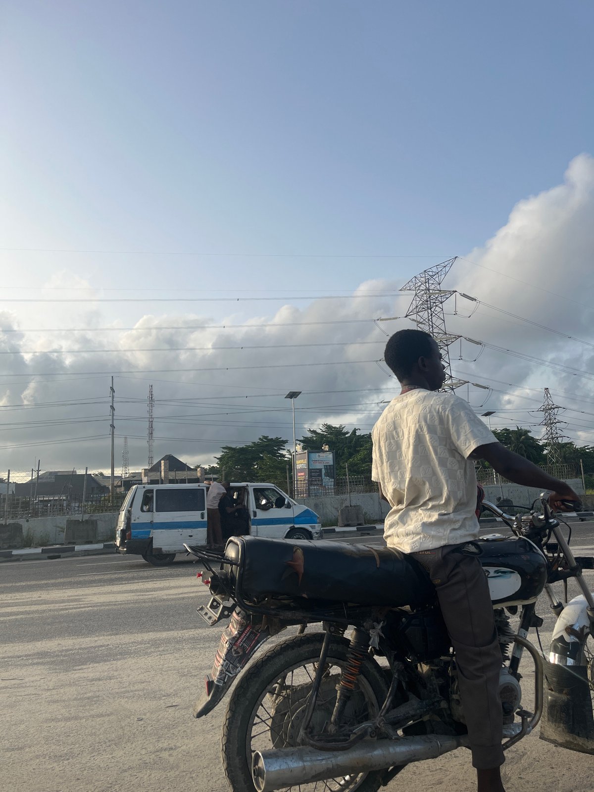 Man on motorcycle observed in Lekki, Nigeria