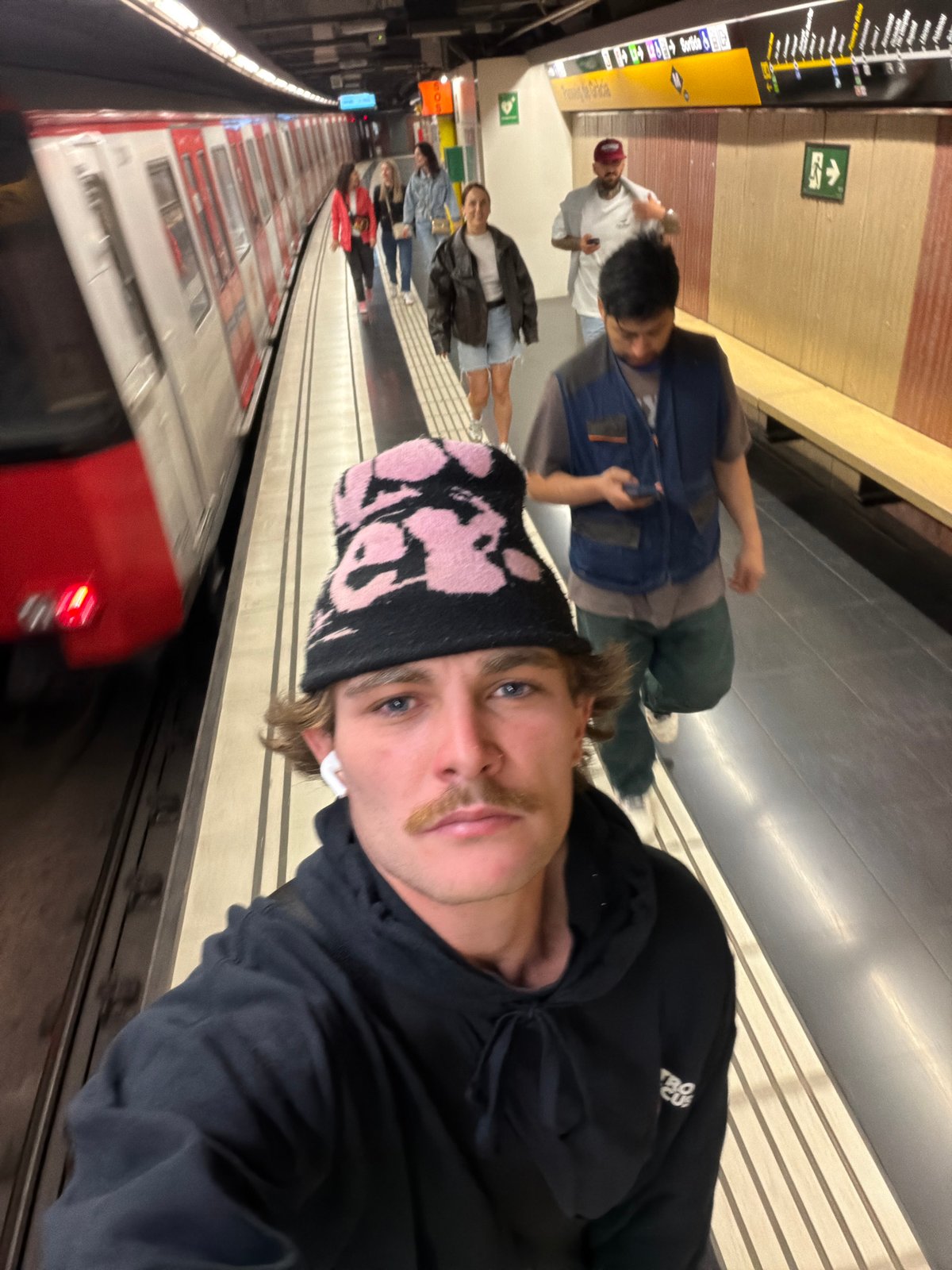 Man documents subway journey with selfie, rests on train