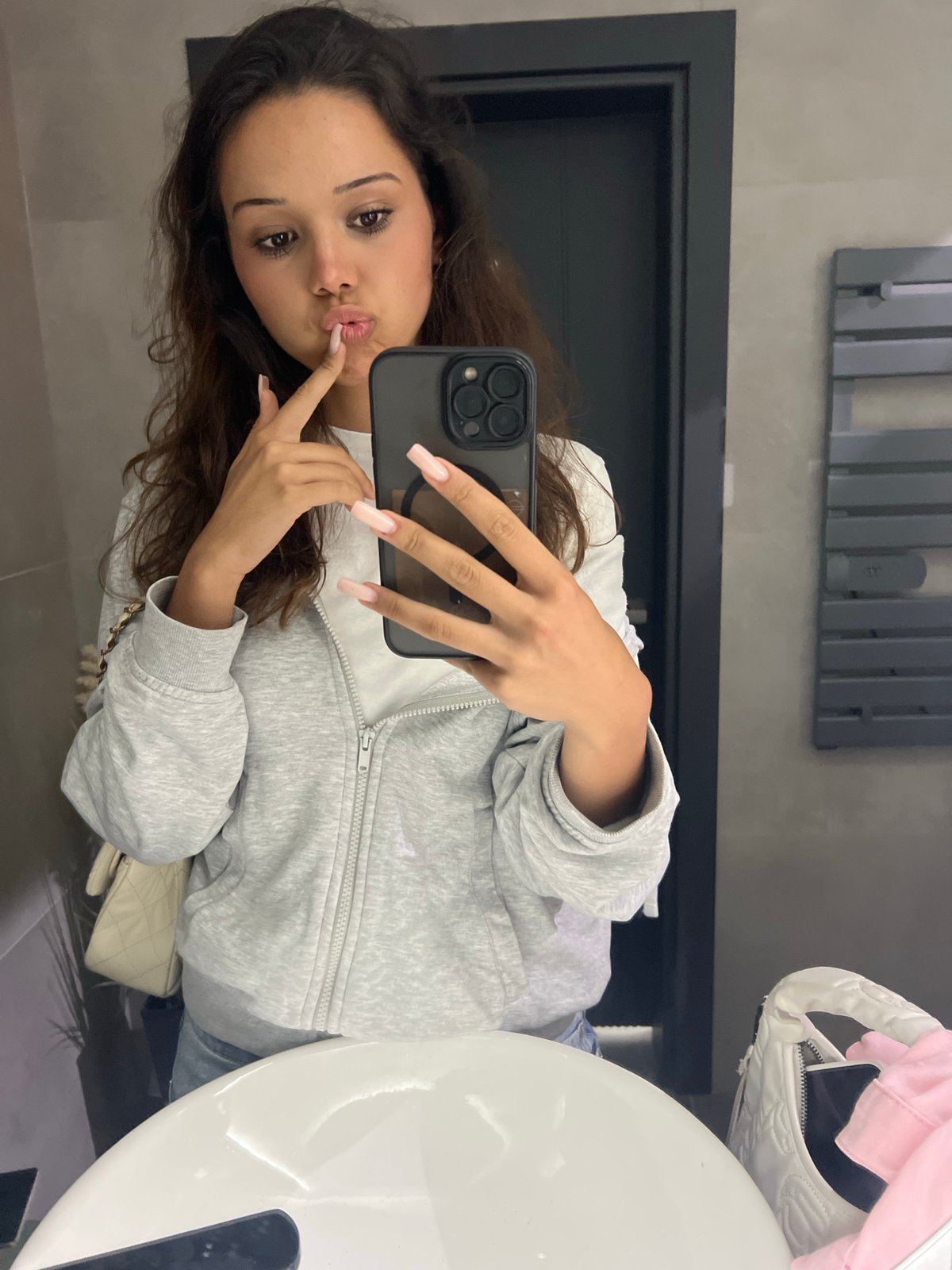 Bowling alley night out with bathroom selfies, Zlatograd