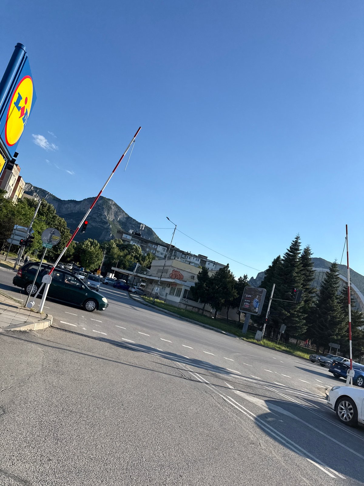 Sunny afternoon errand run near a Lidl in Vratsa