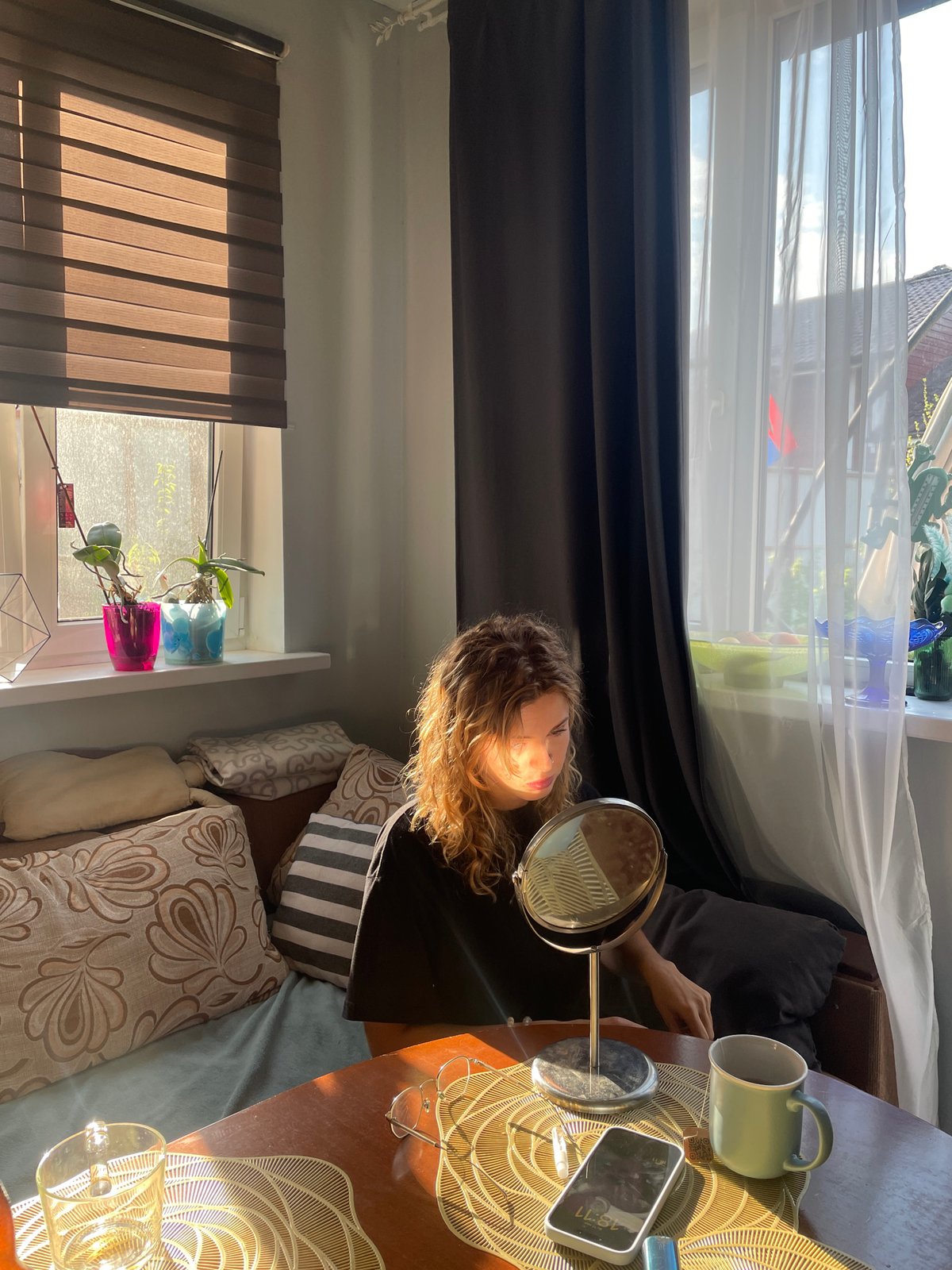 Domestic moments captured across Sestroretsk home and yard