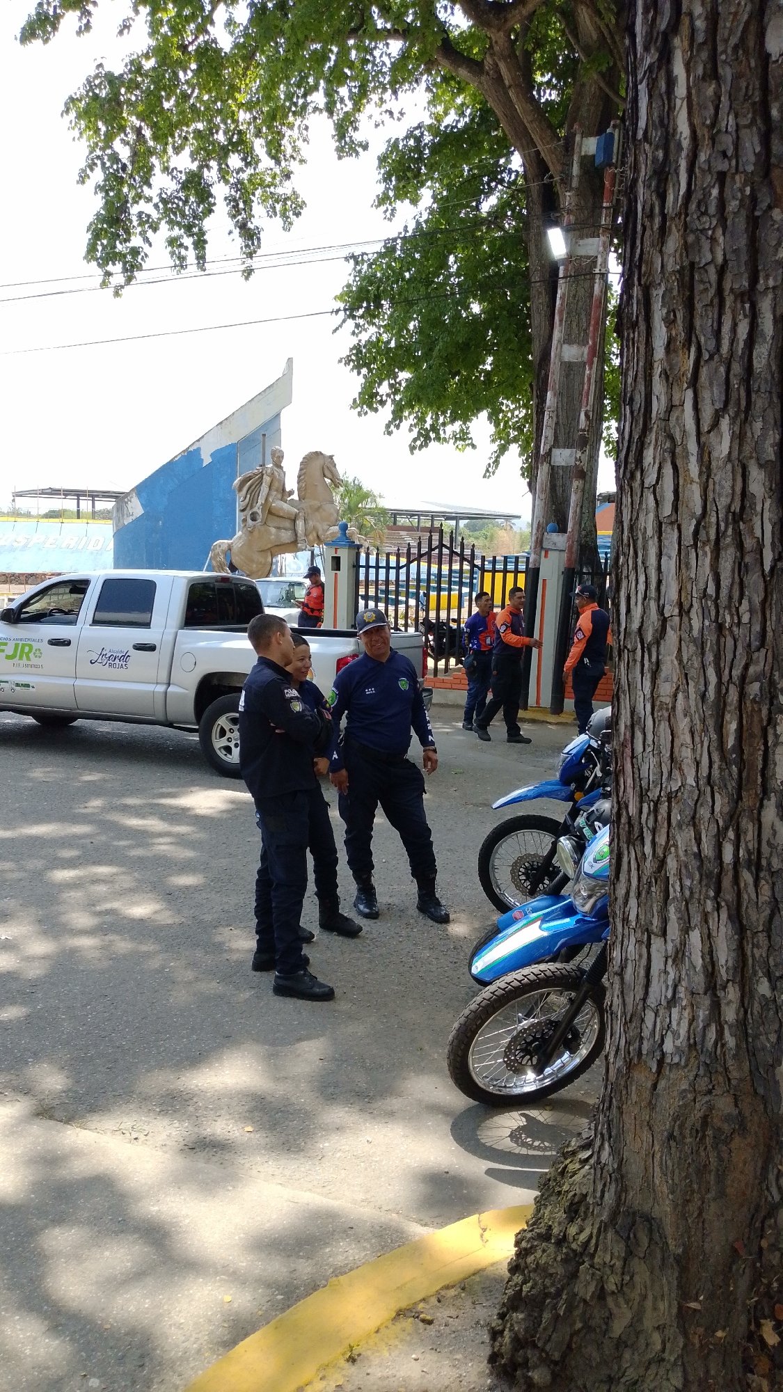 Tinaquillo unveils new sanitation fleet at municipal ceremony
