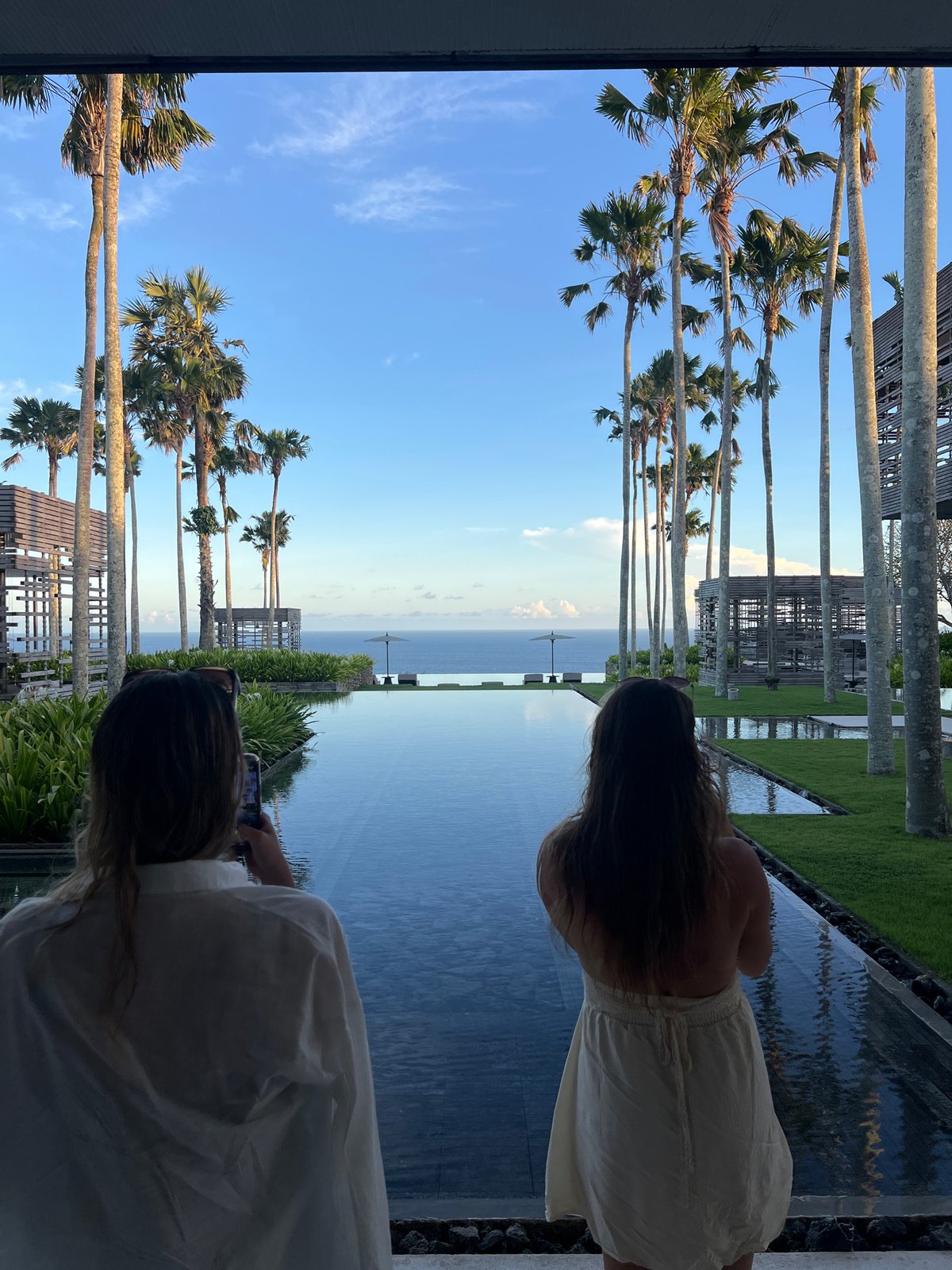 Morning resort views and local art captured in Kuta Selatan