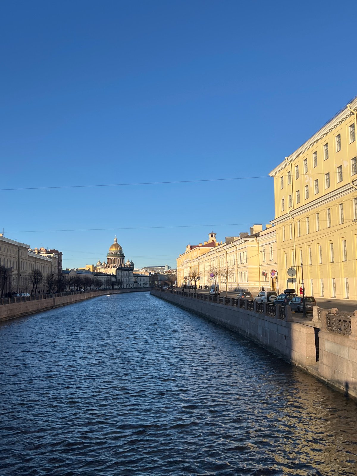 Everyday moments captured across Saint Petersburg canal district