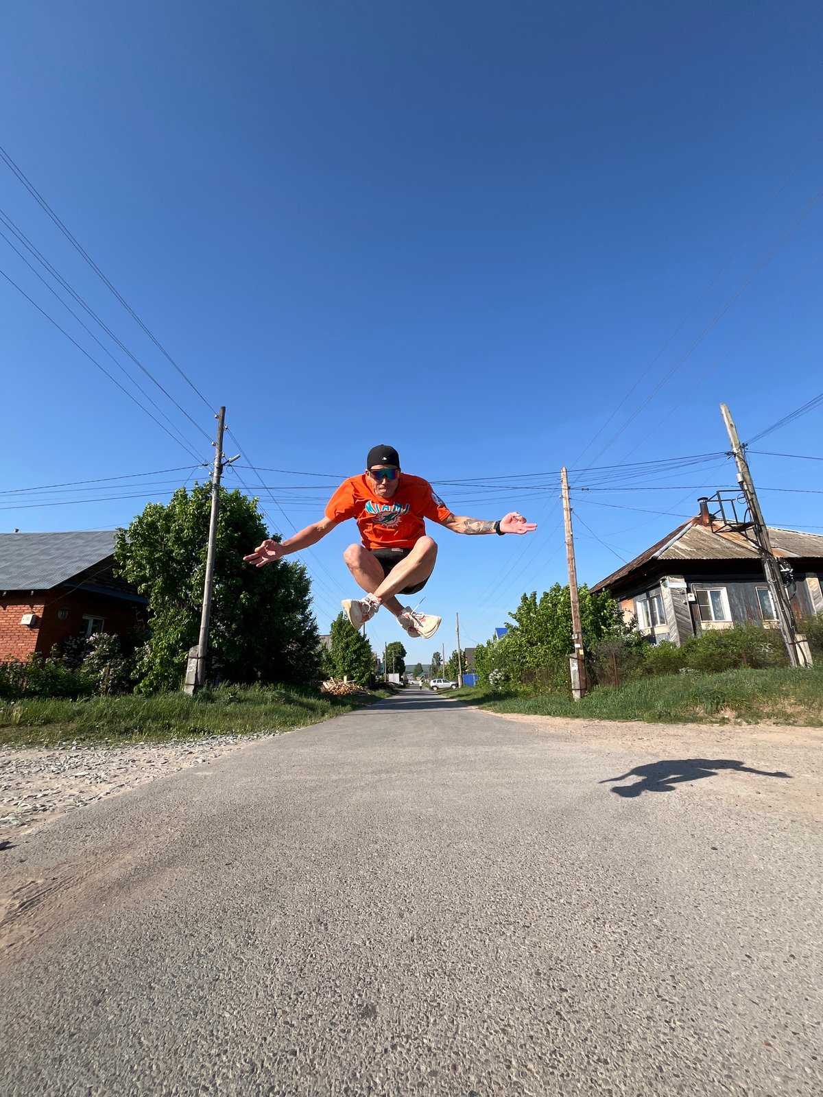Casual outdoor moments captured on Chaikovsky streets