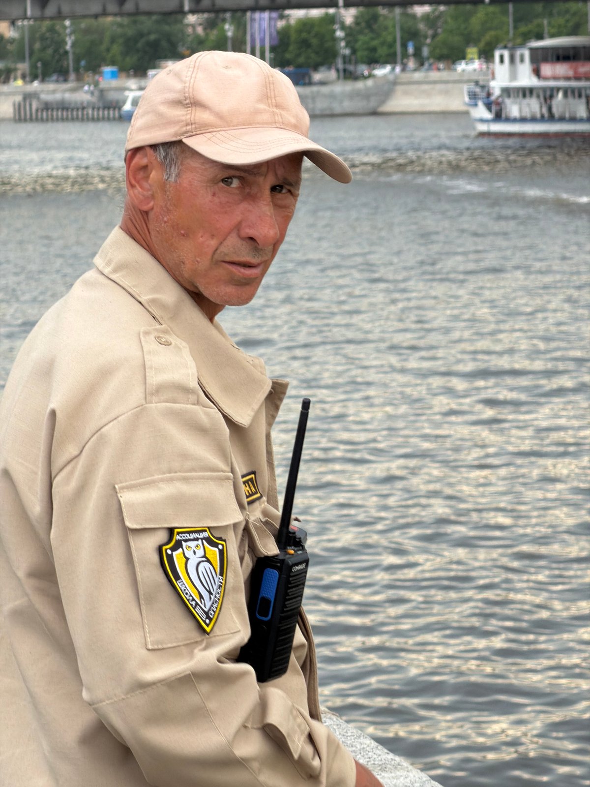 Routine river activity documented along Moscow's Moskva River embankment