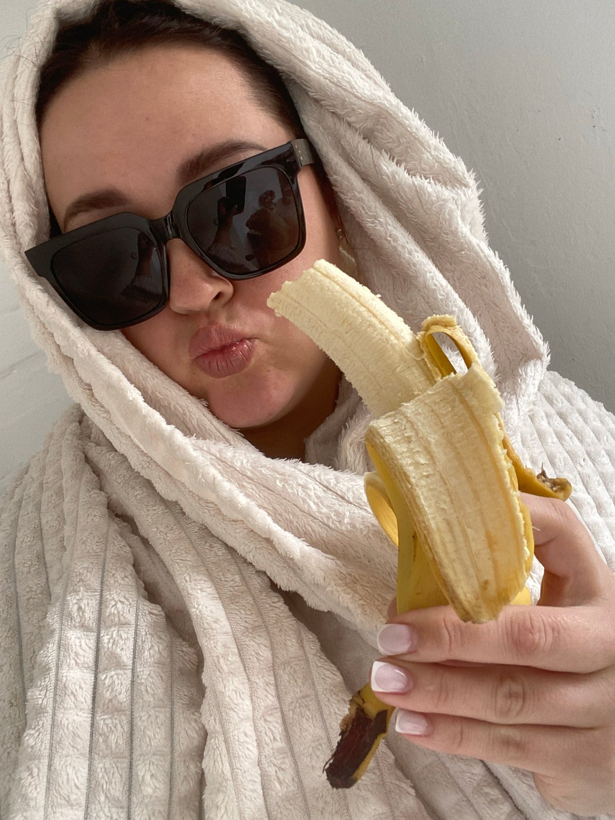 Woman poses with banana in Sochi social media moment