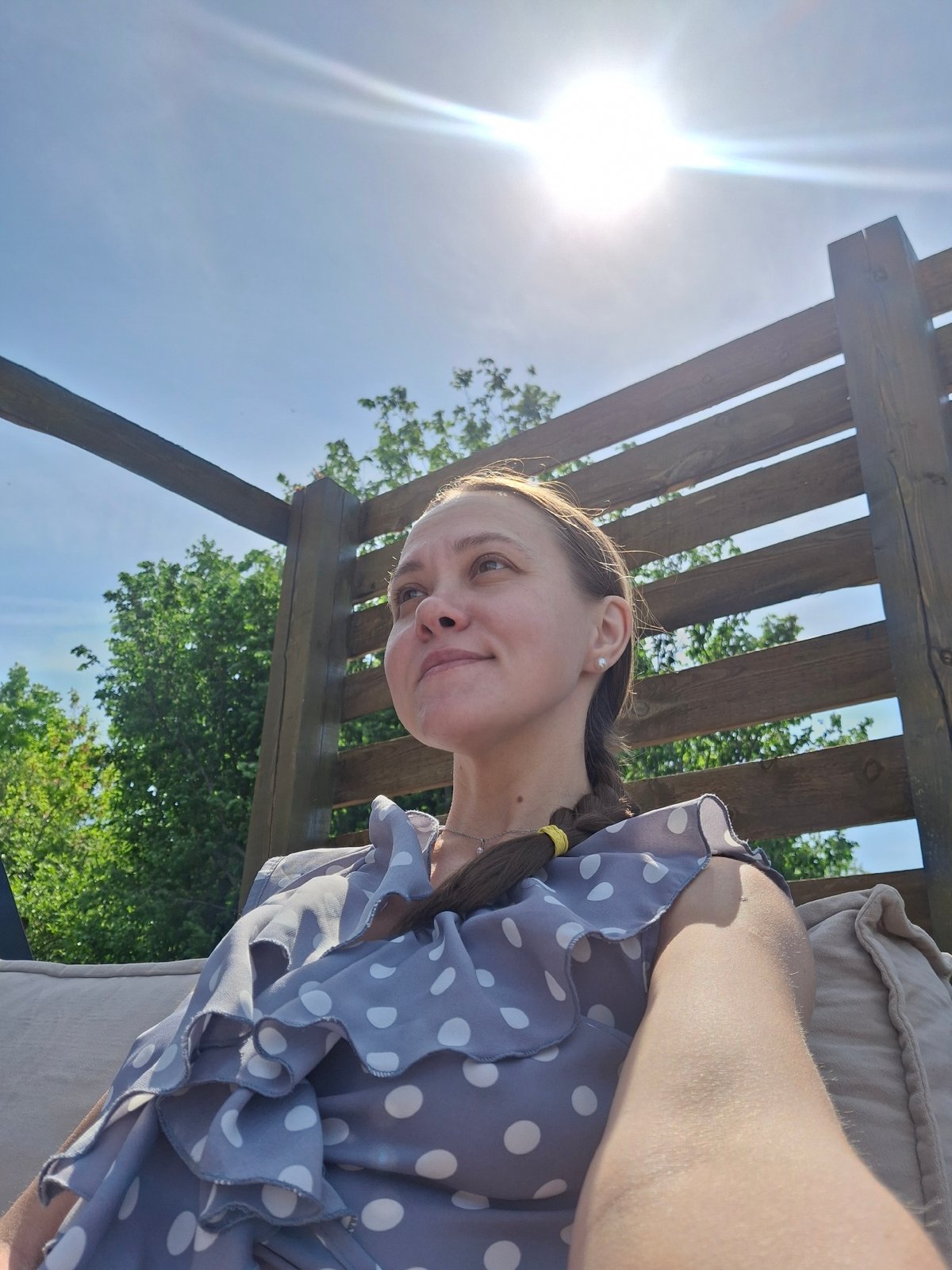 Spring morning captured in Chaikovsky: lilacs, polka dots, relaxation