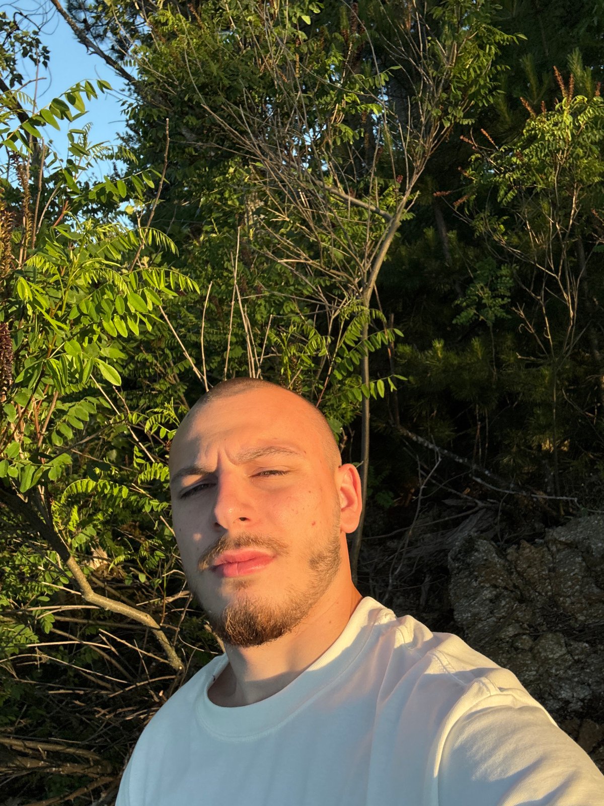 Afternoon visit to Koprinka Reservoir, Bulgaria with selfies and landscapes