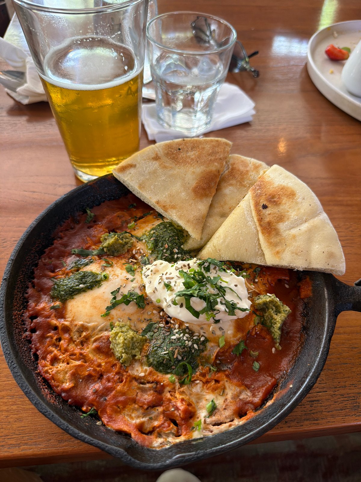 Late-night breakfast meal observed at undisclosed location