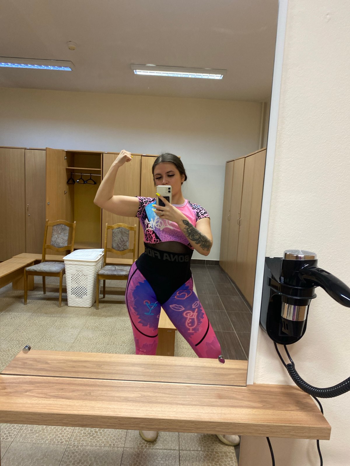 Early morning gym sessions documented in Chaikovsky, Russia