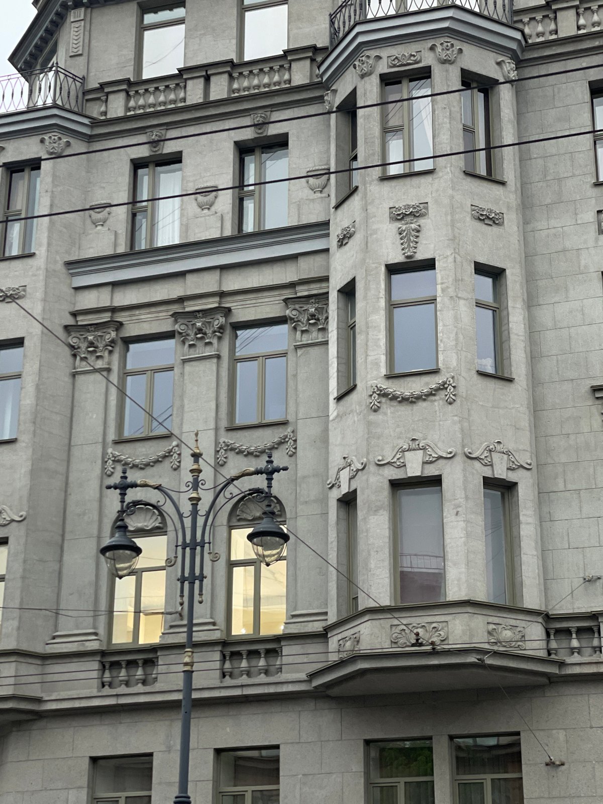 Witness Documents Saint Petersburg Architecture in Four-Minute Walking Survey