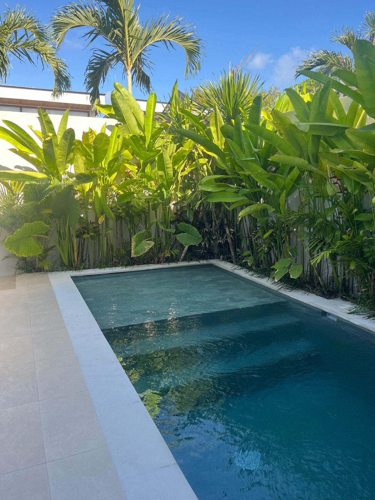 Luxury resort amenities documented in Kuta Selatan, Indonesia