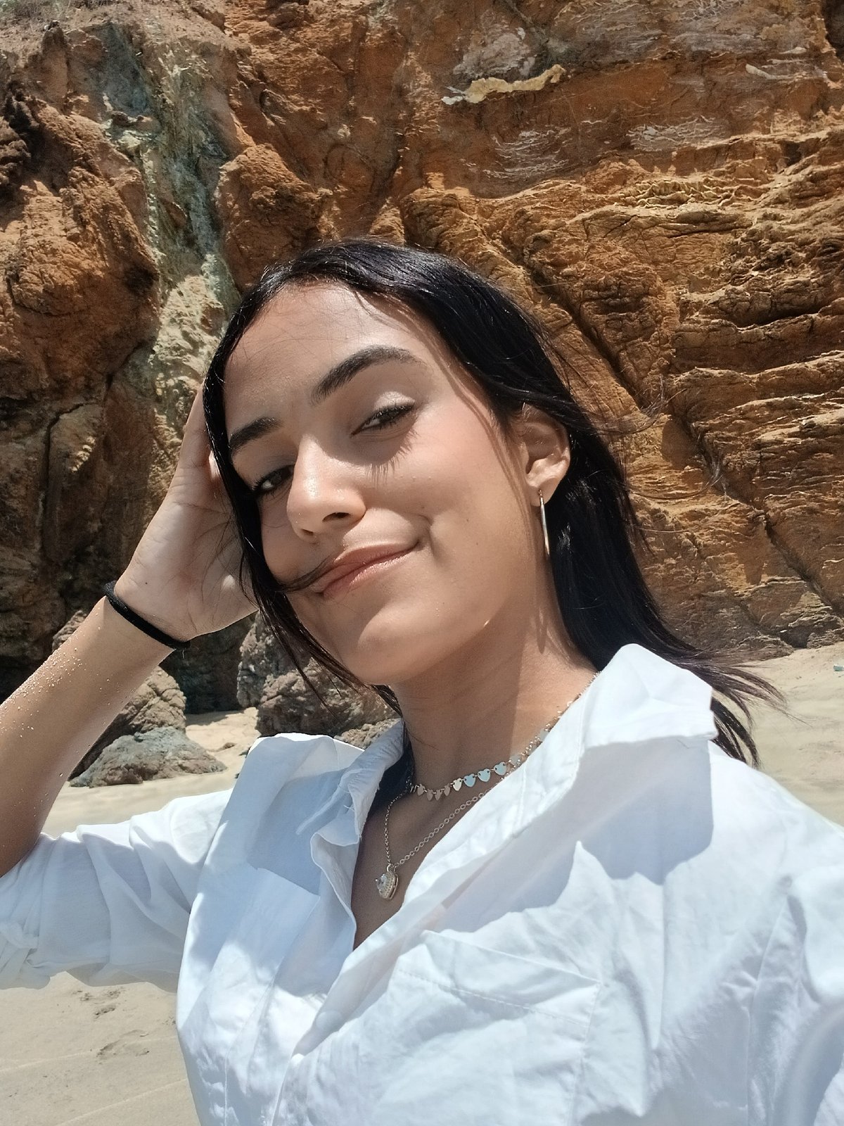 Woman poses for outdoor portrait in Pedro González, Venezuela