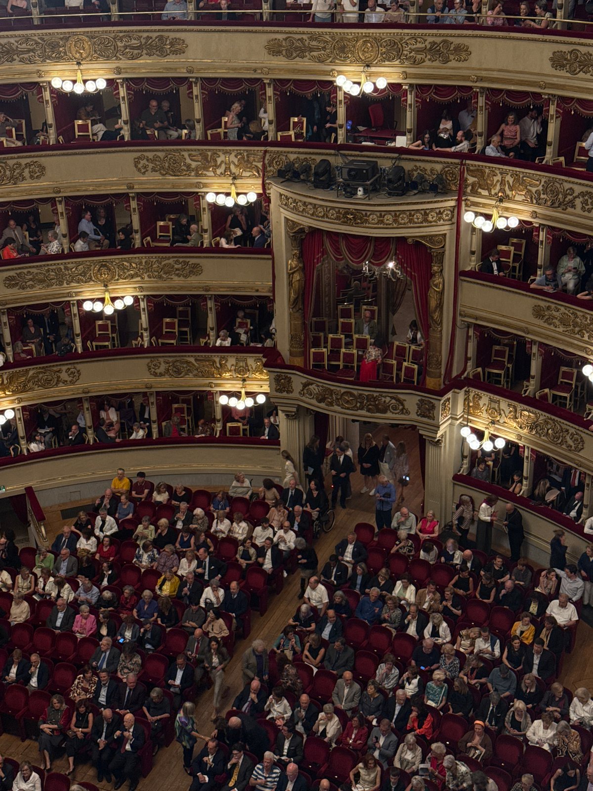 Orchestra performance documented at Milan's Teatro alla Scala opera house
