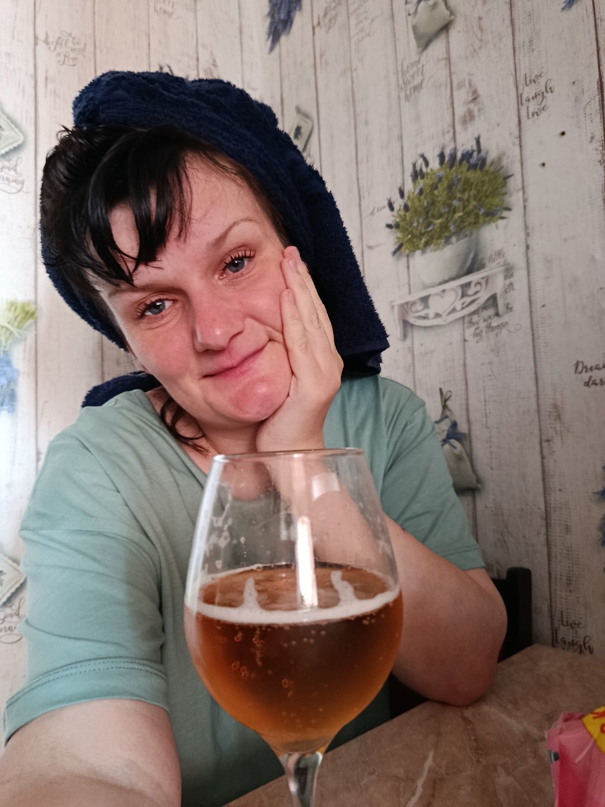 Woman photographed in multiple locations across Russian village Фоки