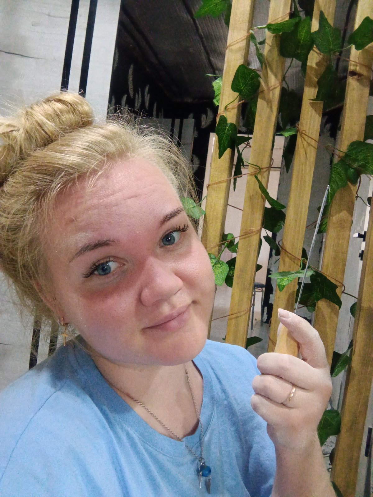 Lazy afternoon in Фоки: selfies, snacks, and a car trip