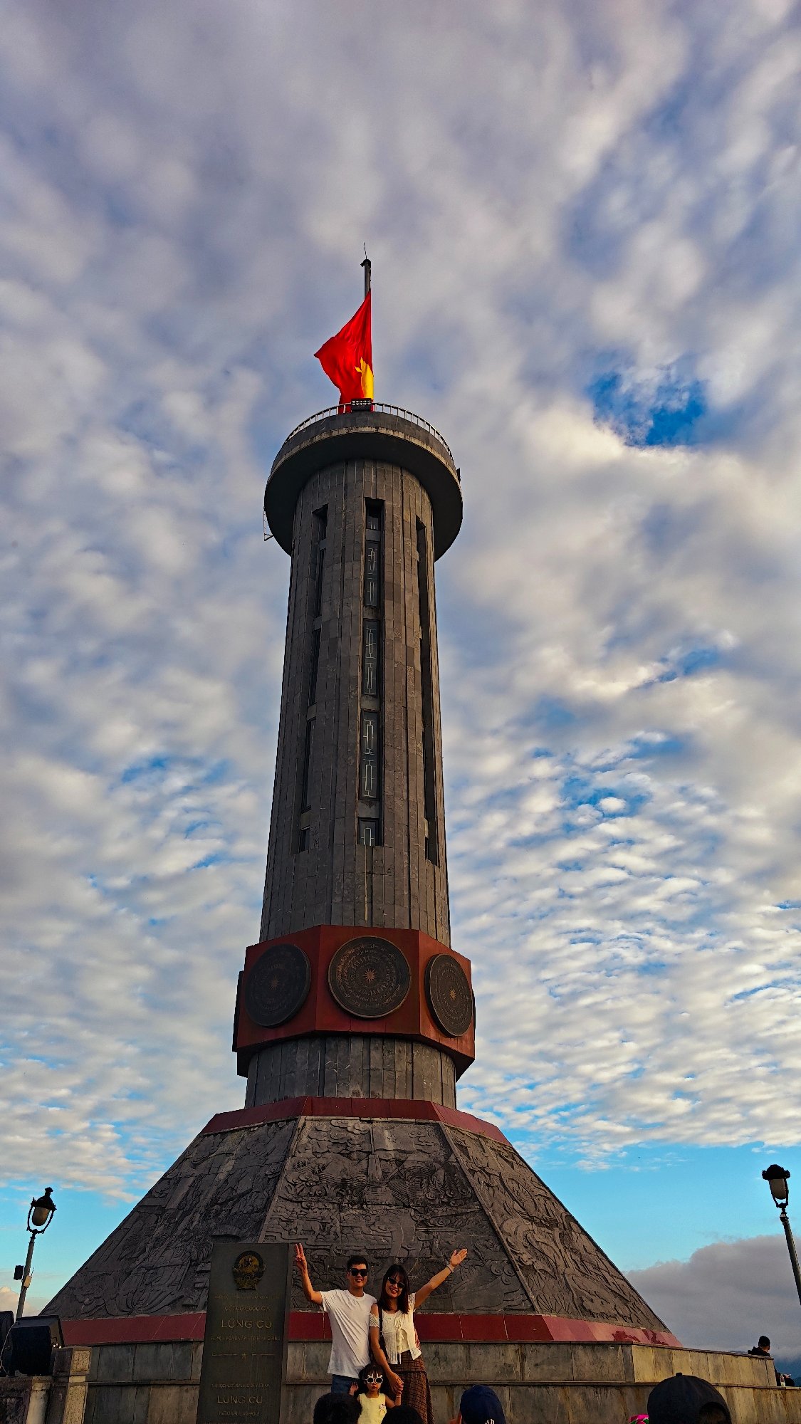 Tourists capture memories at Vietnam's Lung Cu Flag Tower