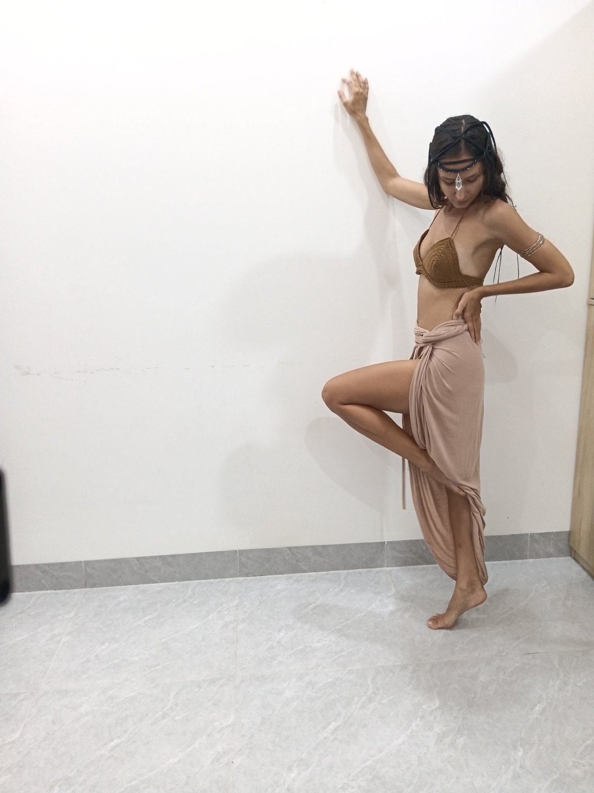 Woman conducts photo session in Mũi Né Vietnam