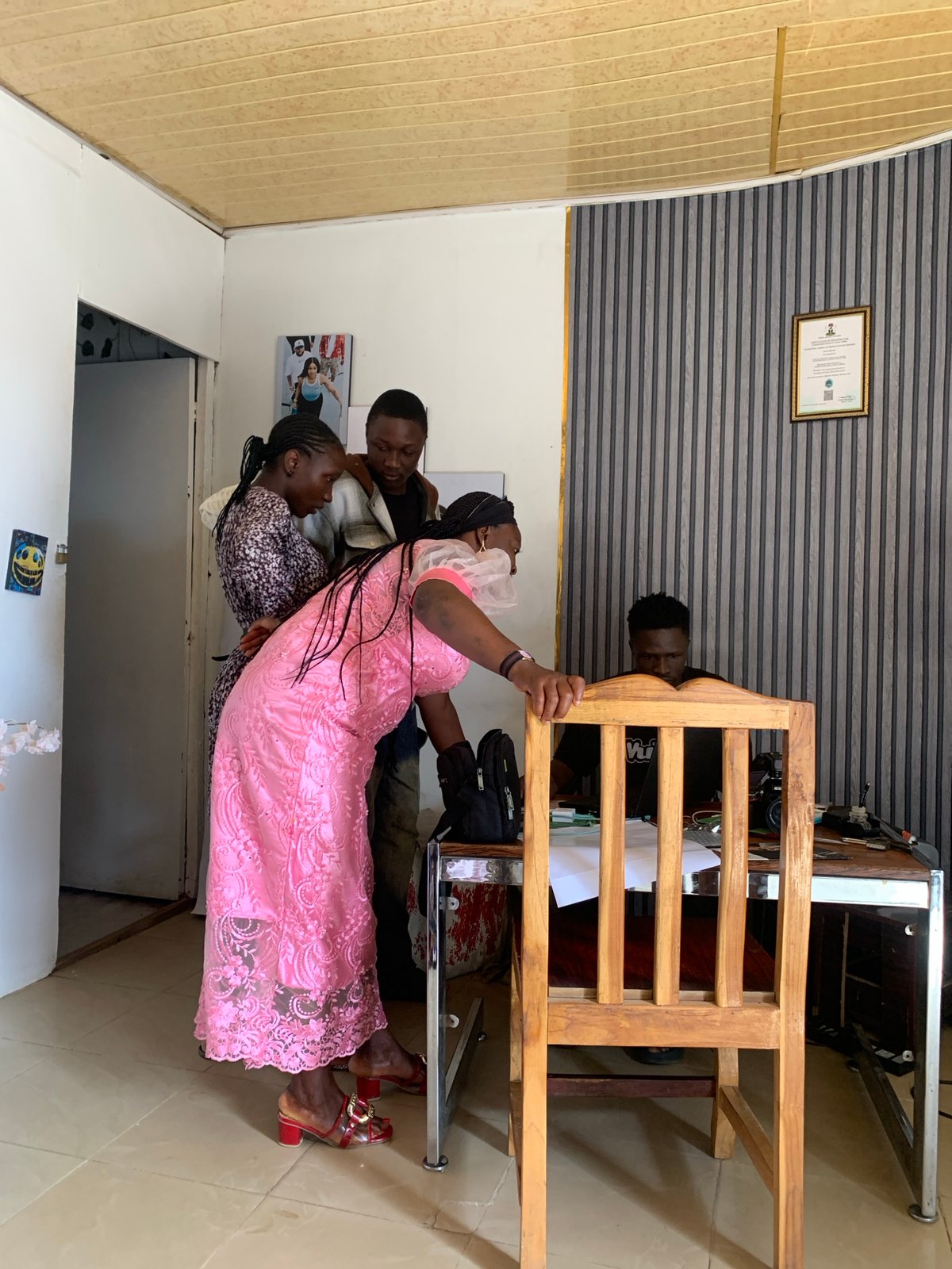 Morning photo sessions and street life in Jos, Nigeria