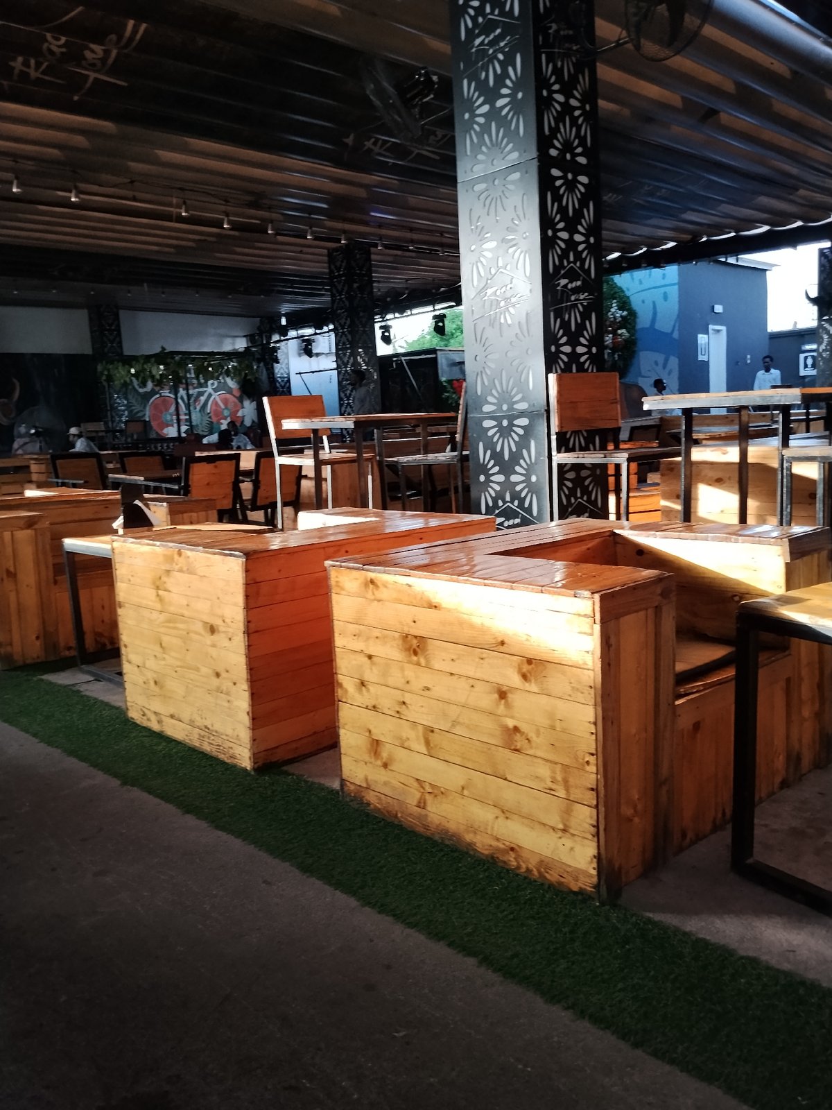 Evening dining and social gathering at Howayi restaurant venue