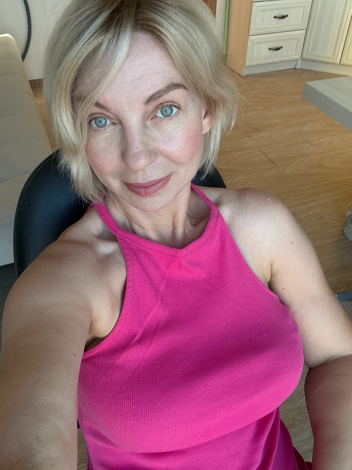 Quick selfie series from a chair in a Sochi interior