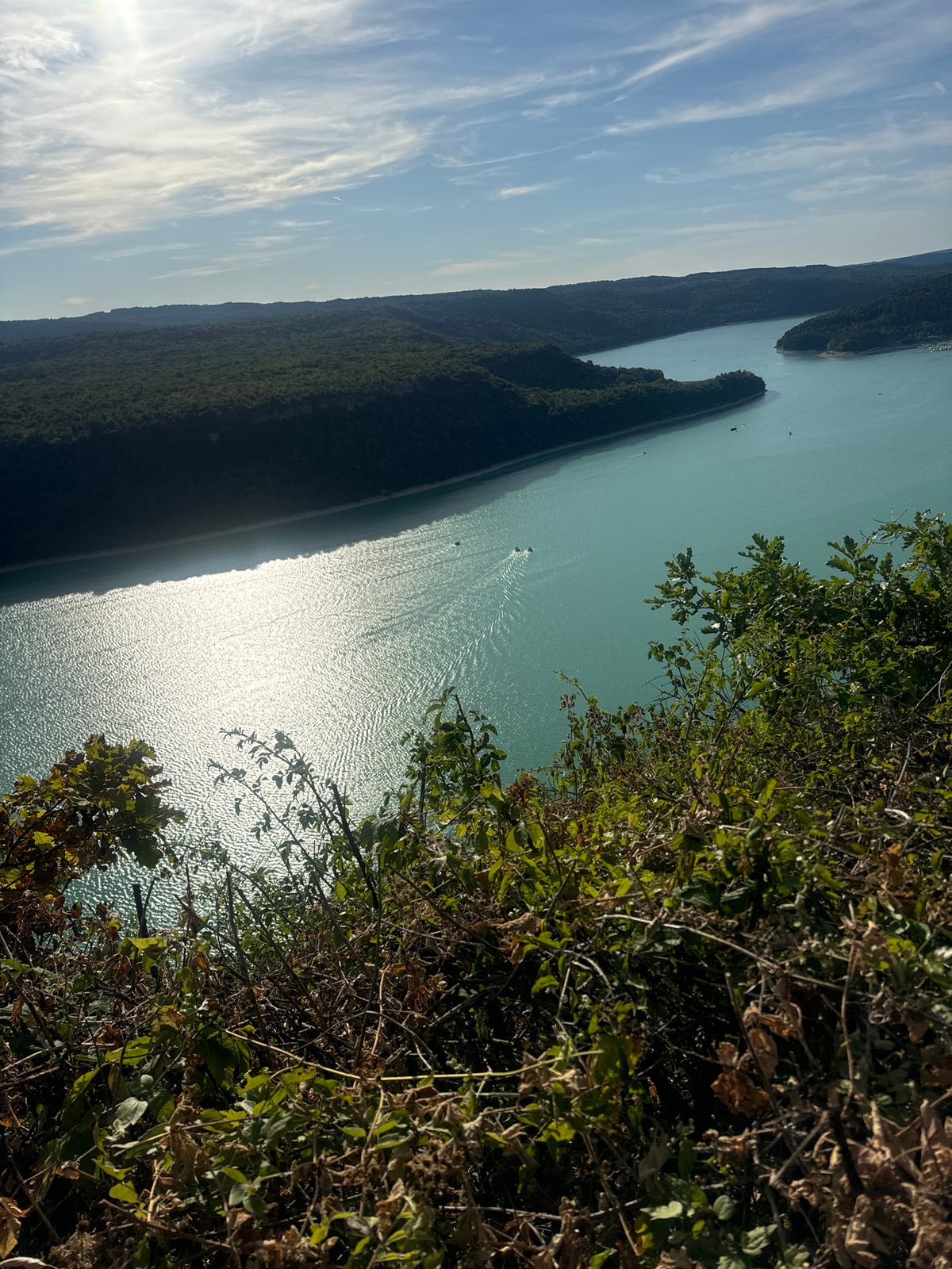 Sunny afternoon at a Lac de Vouglans overlook, Jura